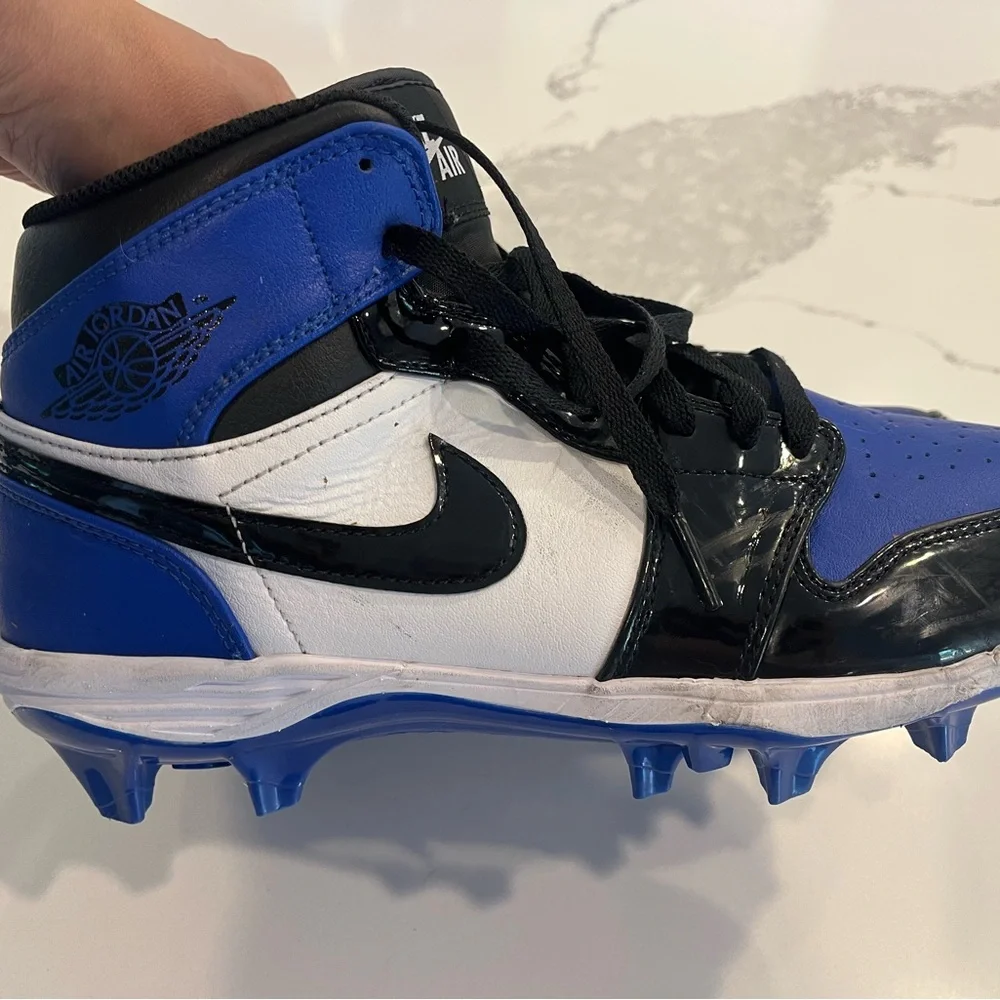Jordan Mens Blue Black White football cleats